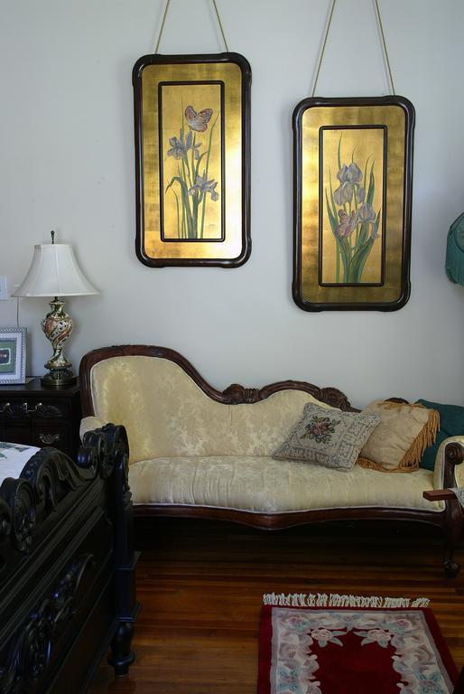 Beall Mansion An Elegant Bed & Breakfast Inn Alton Eksteriør billede